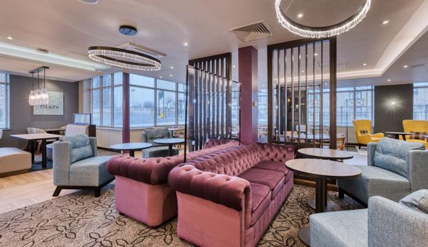 Premier Inn Peterborough City Centre Экстерьер фото